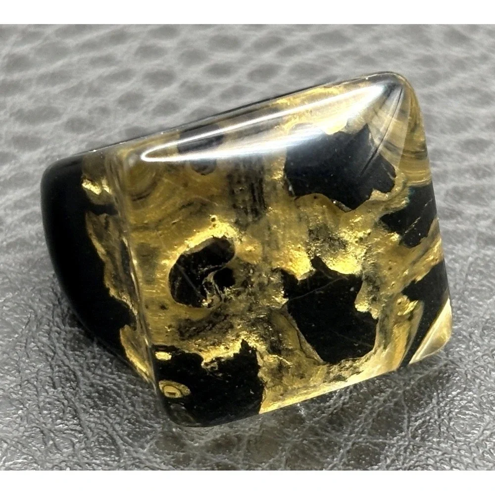 Vintage Mod Pop Art Black Gold Tone Color Lucite Abstract Statement Ring Size 8